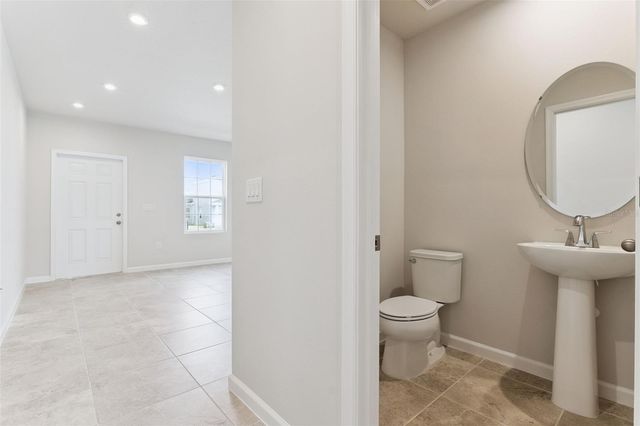 1206 PORT BLUE WAY, Lady Lake, FL 32159