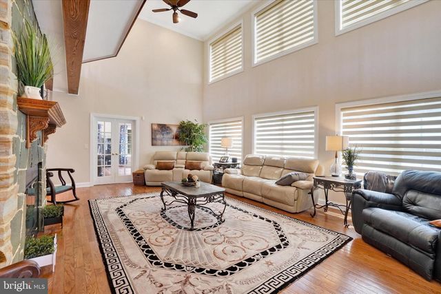 1535 FISHING CREEK VALLEY RD, Harrisburg, PA 17112