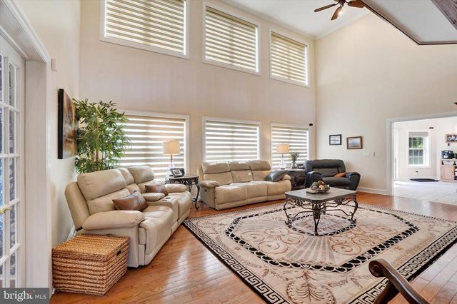 1535 FISHING CREEK VALLEY RD, Harrisburg, PA 17112