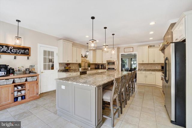 1535 FISHING CREEK VALLEY RD, Harrisburg, PA 17112