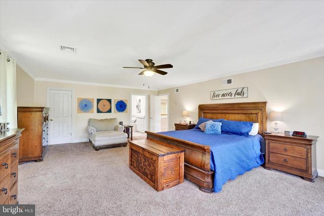 1535 FISHING CREEK VALLEY RD, Harrisburg, PA 17112