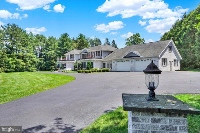 1535 FISHING CREEK VALLEY RD, Harrisburg, PA 17112