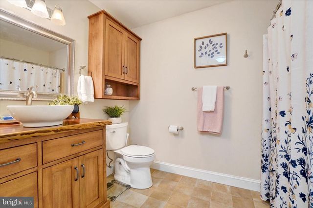 1535 FISHING CREEK VALLEY RD, Harrisburg, PA 17112