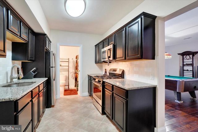 1535 FISHING CREEK VALLEY RD, Harrisburg, PA 17112