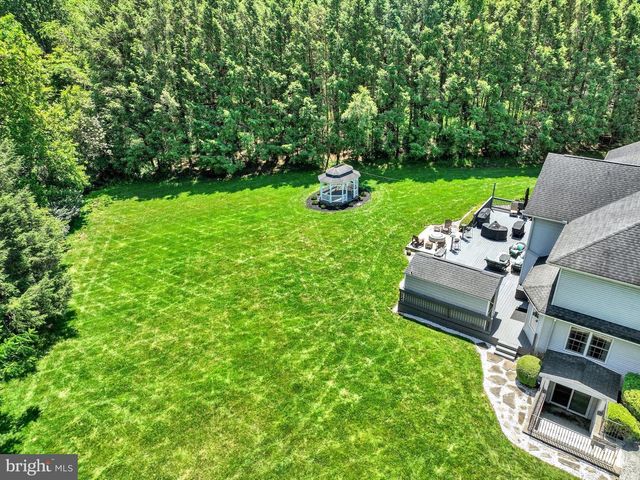 1535 FISHING CREEK VALLEY RD, Harrisburg, PA 17112