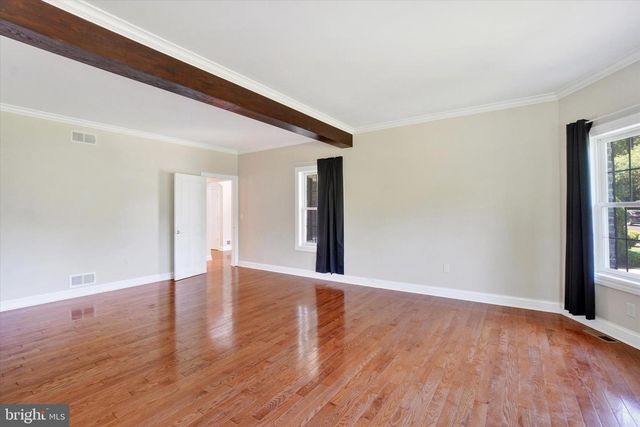 1535 FISHING CREEK VALLEY RD, Harrisburg, PA 17112