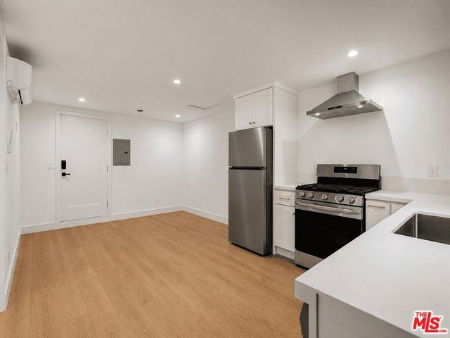 6531 Neddy Avenue, West Hills, CA 91307