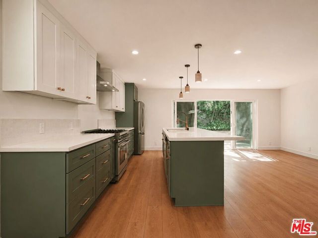 6531 Neddy Avenue, West Hills, CA 91307
