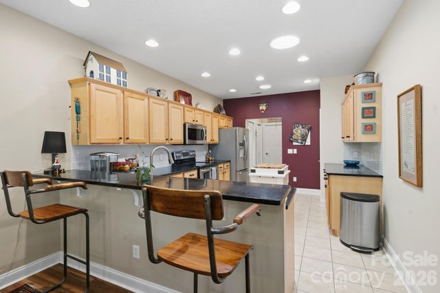57 Outlook Circle, Swannanoa, NC 28778