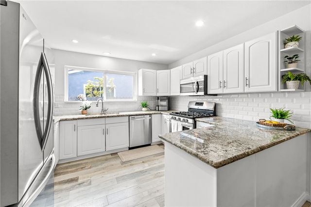 11631 New Zealand Street, Cypress, CA 90630