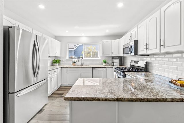 11631 New Zealand Street, Cypress, CA 90630