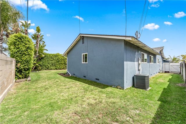 11631 New Zealand Street, Cypress, CA 90630