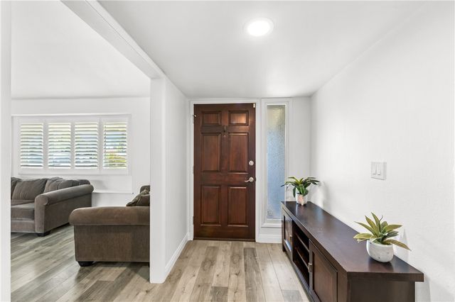 11631 New Zealand Street, Cypress, CA 90630