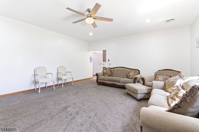 343 Mckinley Ave, Edison Twp., NJ 08820