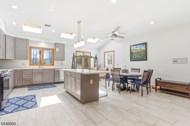 343 Mckinley Ave, Edison Twp., NJ 08820
