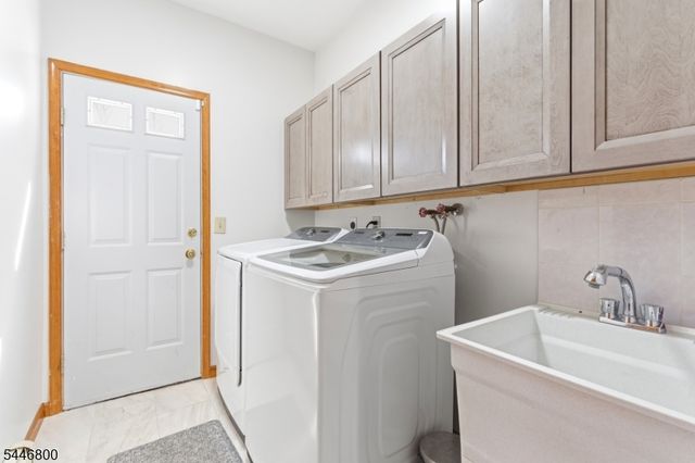343 Mckinley Ave, Edison Twp., NJ 08820