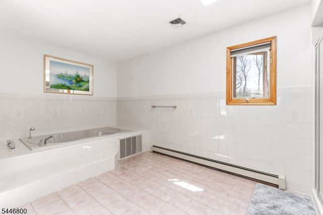 343 Mckinley Ave, Edison Twp., NJ 08820