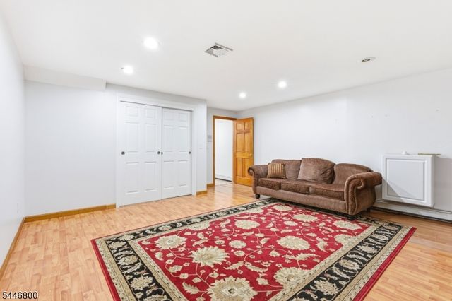 343 Mckinley Ave, Edison Twp., NJ 08820