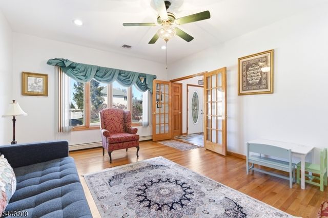 343 Mckinley Ave, Edison Twp., NJ 08820