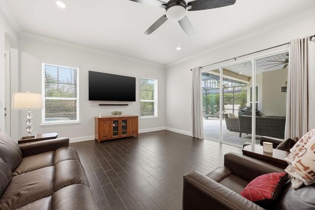 324 Enrede Ln, St Augustine, FL 32095