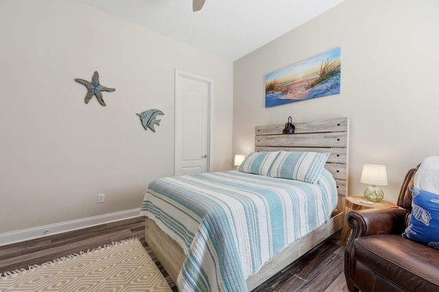 324 Enrede Ln, St Augustine, FL 32095