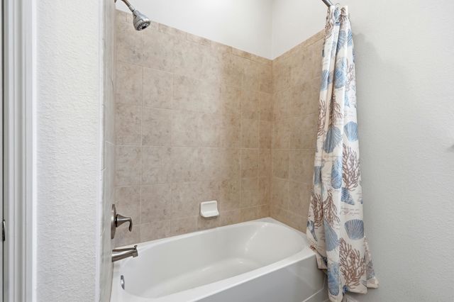 324 Enrede Ln, St Augustine, FL 32095