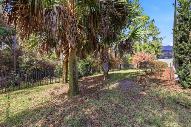324 Enrede Ln, St Augustine, FL 32095