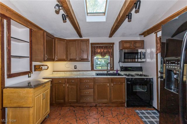 4078 Pardee Road, Stow, OH 44224