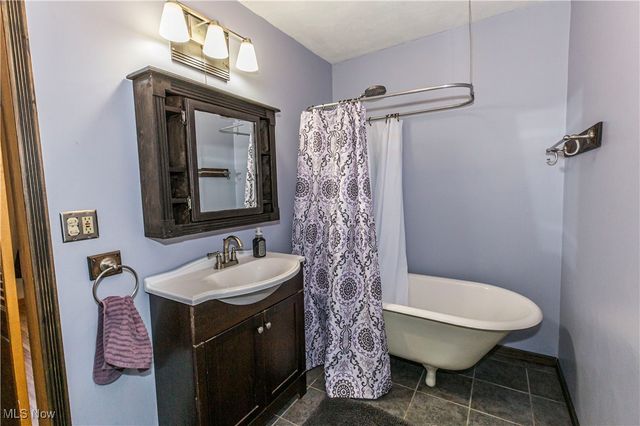 4078 Pardee Road, Stow, OH 44224