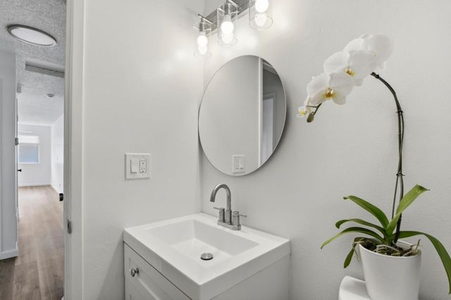 2323 Samaritan Drive 4, San Jose, CA 95124