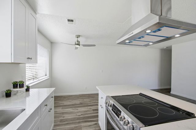 2323 Samaritan Drive 4, San Jose, CA 95124