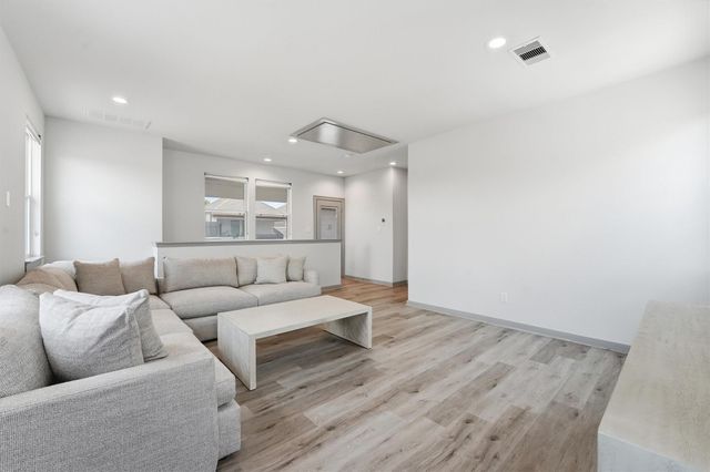 723 N Emile Street, Houston, TX 77020