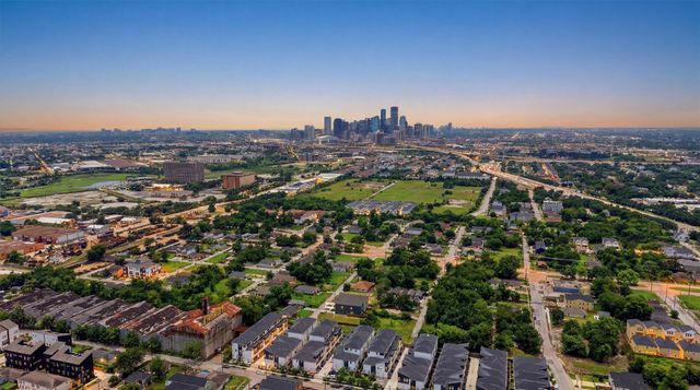 723 N Emile Street, Houston, TX 77020