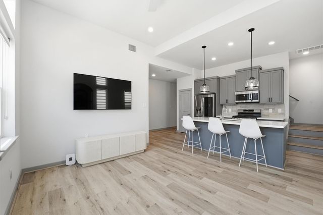 723 N Emile Street, Houston, TX 77020