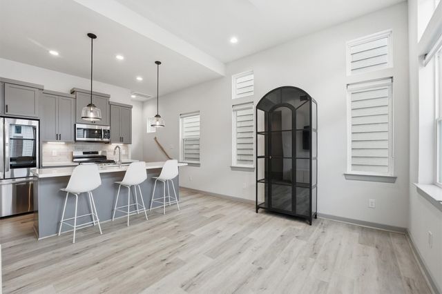 723 N Emile Street, Houston, TX 77020