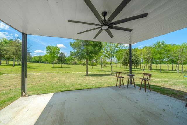 1189 VZ County Road 3702, Edgewood, TX 75117