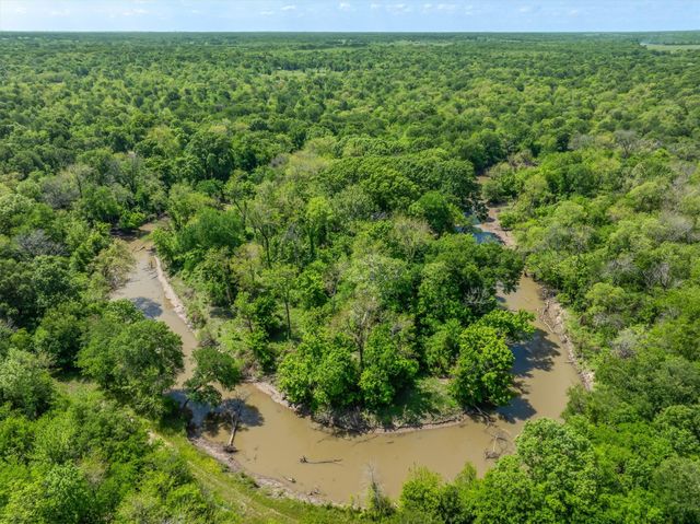 1189 VZ County Road 3702, Edgewood, TX 75117
