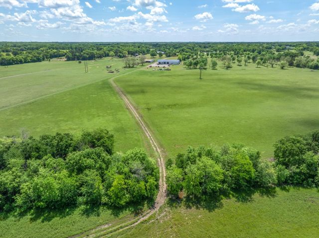 1189 VZ County Road 3702, Edgewood, TX 75117