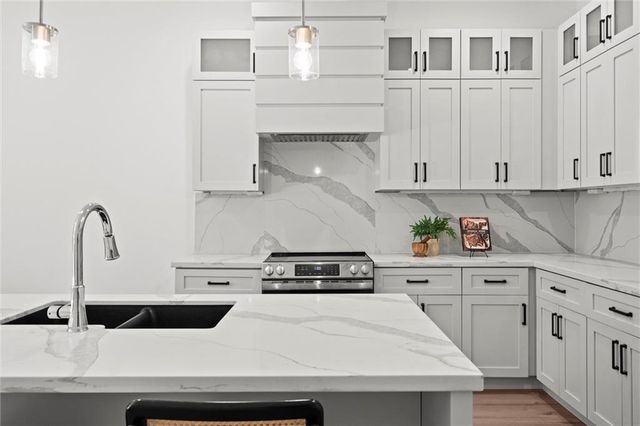 9308 N Lenox Street, Kansas City, MO 64154