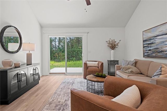 9308 N Lenox Street, Kansas City, MO 64154