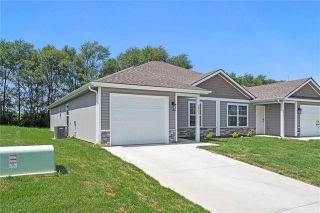 9308 N Lenox Street, Kansas City, MO 64154