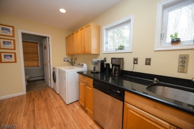 64 Hilltop Trl, Sparta Twp., NJ 07871