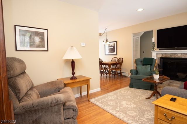 64 Hilltop Trl, Sparta Twp., NJ 07871