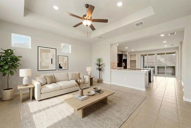 131 Ace LN 101, San Marcos, TX 78666