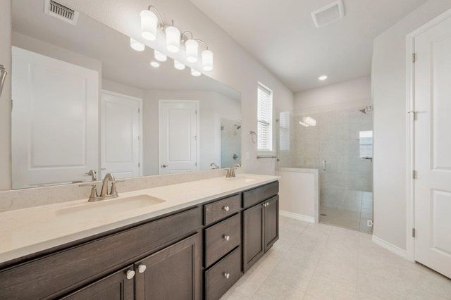 131 Ace LN 101, San Marcos, TX 78666