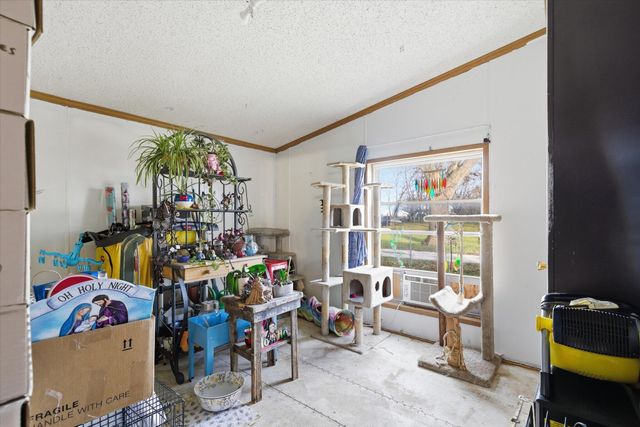 551 E Dunkle Street, Everton, MO 65646