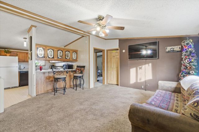 551 E Dunkle Street, Everton, MO 65646