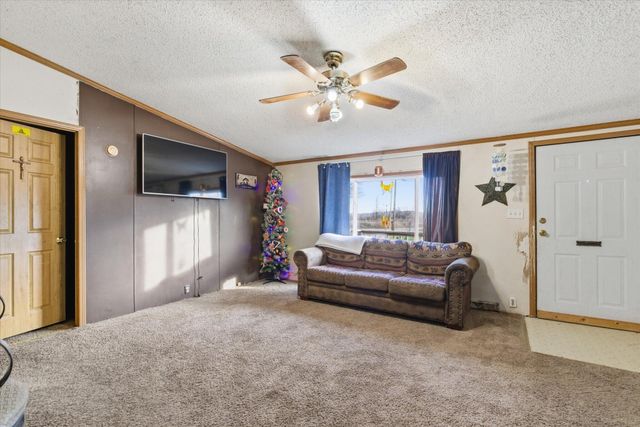 551 E Dunkle Street, Everton, MO 65646