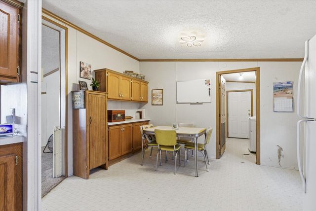 551 E Dunkle Street, Everton, MO 65646