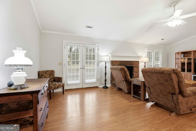 135 Spring Forest Way, Sharpsburg, GA 30277